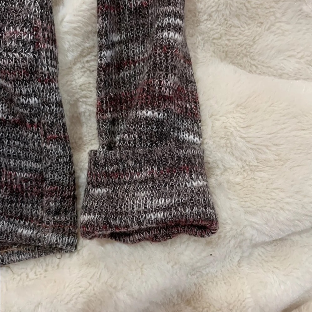 Cardigan - Picture 5 of 6